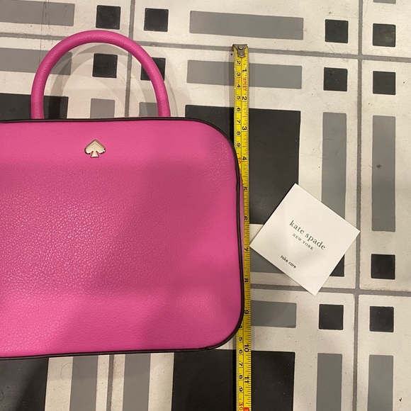 KATE SPADE ♠️ "maddy top handle camera bag" in bright peony! Adjustable strap - Picture 2 of 15